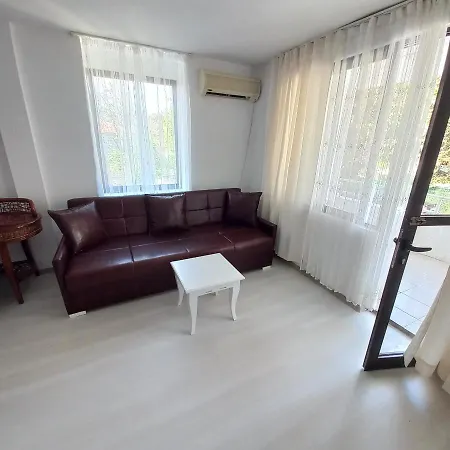 Apartment кристиан *
